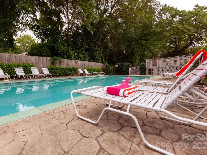 4319 Walker Road, Charlotte, NC 28211.  MLS# CAR4286953, YatesRealty ID 32468. 