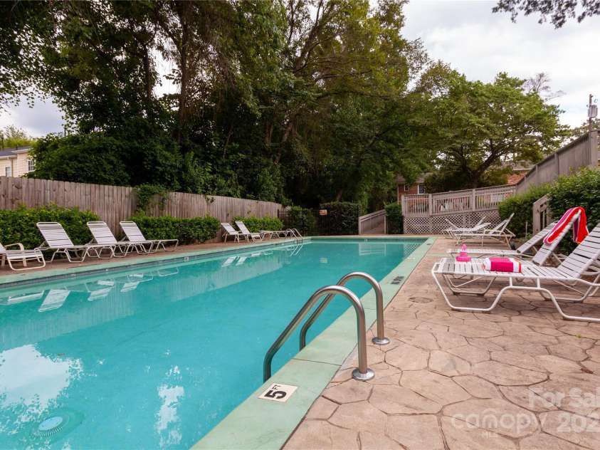 4319 Walker Road, Charlotte, NC 28211.  MLS# CAR4286953, YatesRealty ID 32468. 