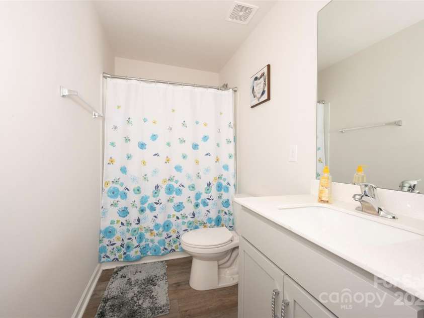 284 Lily's Place, Lexington, NC 27292.  MLS# CAR4292414, YatesRealty ID 32469. 