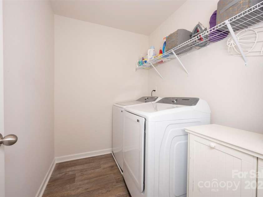 284 Lily's Place, Lexington, NC 27292.  MLS# CAR4292414, YatesRealty ID 32469. 