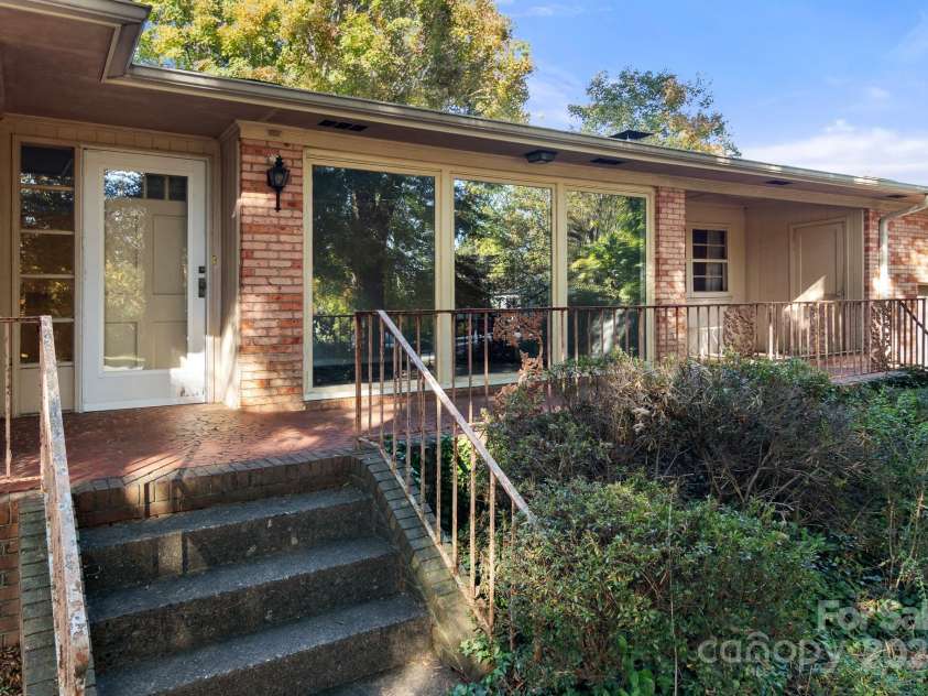 1102 Elm Street, Shelby, NC 28152.  MLS# CAR4195773, YatesRealty ID 3247. 