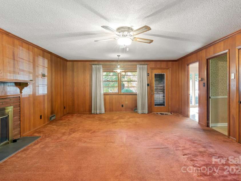 1102 Elm Street, Shelby, NC 28152.  MLS# CAR4195773, YatesRealty ID 3247. 