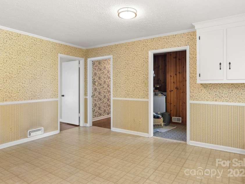 1102 Elm Street, Shelby, NC 28152.  MLS# CAR4319283, YatesRealty ID 3247. 