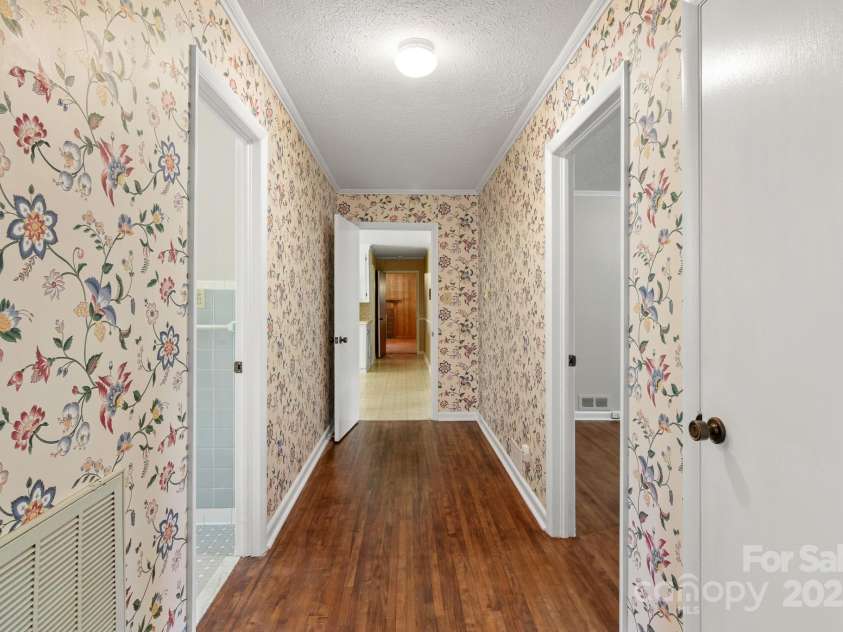 1102 Elm Street, Shelby, NC 28152.  MLS# CAR4319283, YatesRealty ID 3247. 