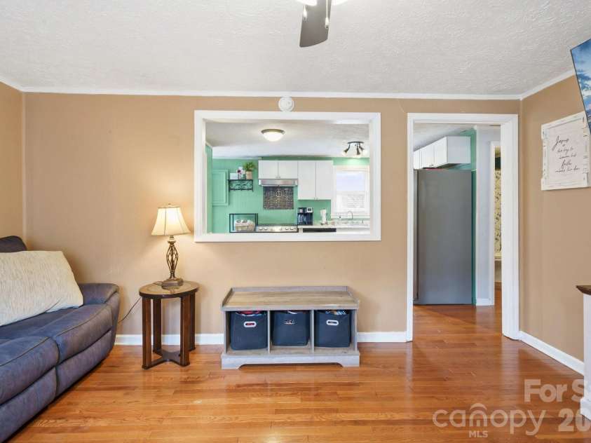 121 Morris Avenue, Mount Holly, NC 28120.  MLS# CAR4353340, YatesRealty ID 3247. 