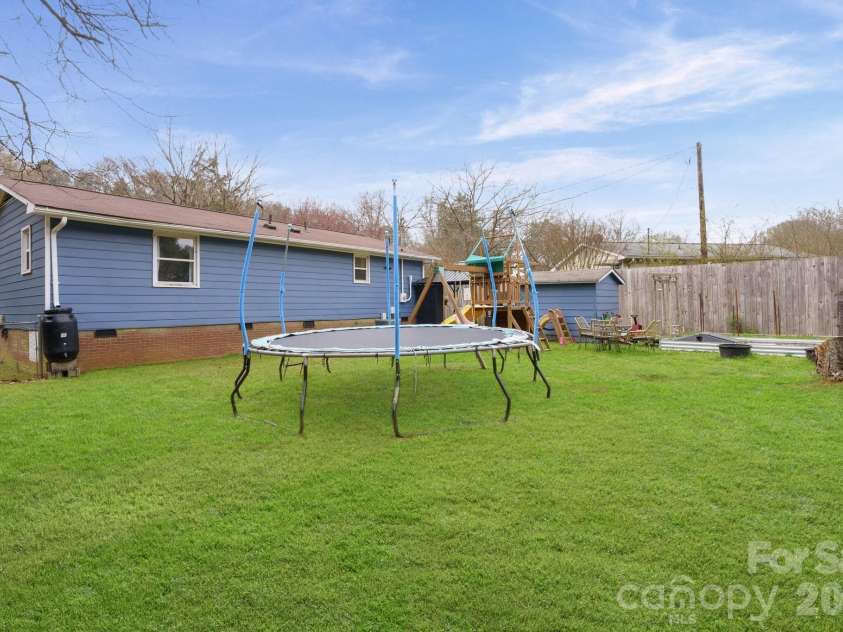 121 Morris Avenue, Mount Holly, NC 28120.  MLS# CAR4353340, YatesRealty ID 3247. 