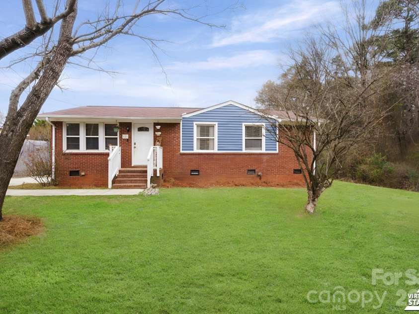 121 Morris Avenue, Mount Holly, NC 28120.  MLS# CAR4353340, YatesRealty ID 3247. Front of Home