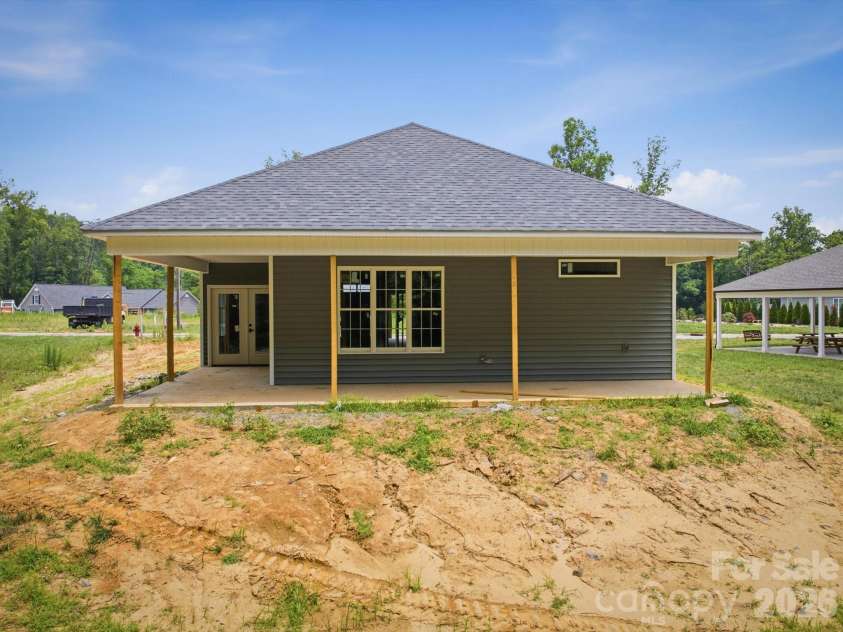 212 Eagle Landing, Morganton, NC 28655.  MLS# CAR4385836, YatesRealty ID 32470. 