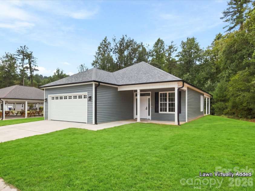 212 Eagle Landing, Morganton, NC 28655.  MLS# CAR4385836, YatesRealty ID 32470. 