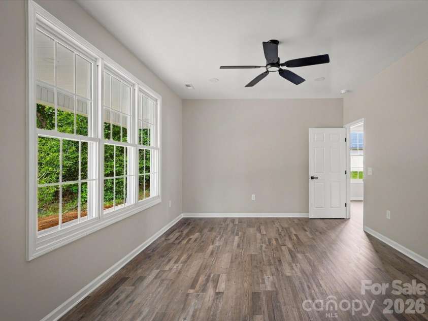 212 Eagle Landing, Morganton, NC 28655.  MLS# CAR4385836, YatesRealty ID 32470. 