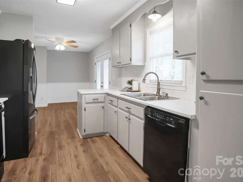 123 General Pemberton Street, Stanley, NC 28164.  MLS# CAR4363677, YatesRealty ID 32472. 