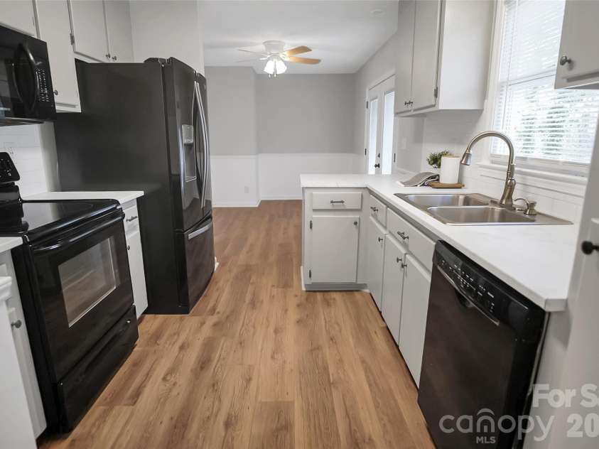 123 General Pemberton Street, Stanley, NC 28164.  MLS# CAR4363677, YatesRealty ID 32472. 