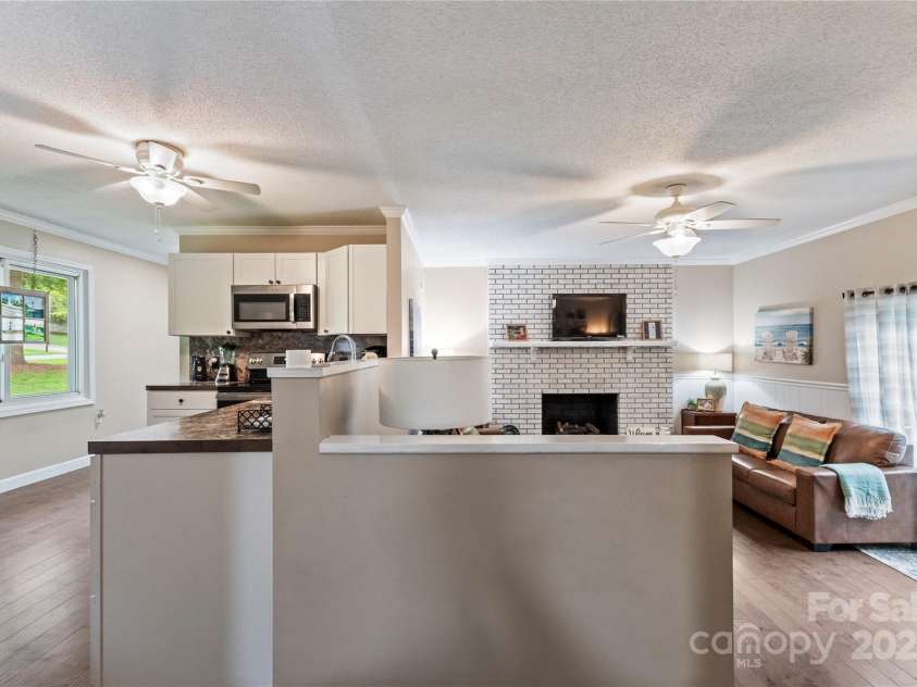 4515 Diamond Street, Hudson, NC 28638.  MLS# CAR4292477, YatesRealty ID 32474. 