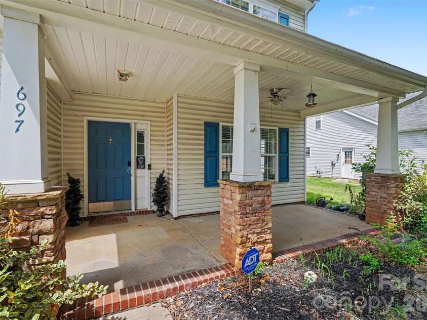 697 Yvonne Drive, Concord, NC 28027.  MLS# CAR4386761, YatesRealty ID 32474. 