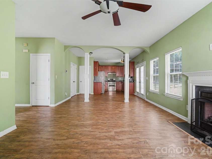 697 Yvonne Drive, Concord, NC 28027.  MLS# CAR4386761, YatesRealty ID 32474. 