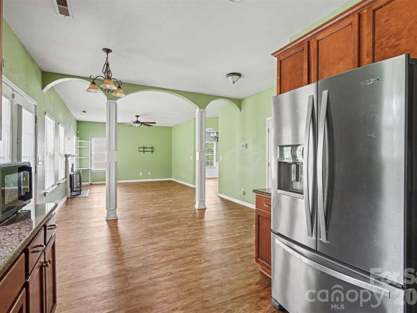 697 Yvonne Drive, Concord, NC 28027.  MLS# CAR4386761, YatesRealty ID 32474. 