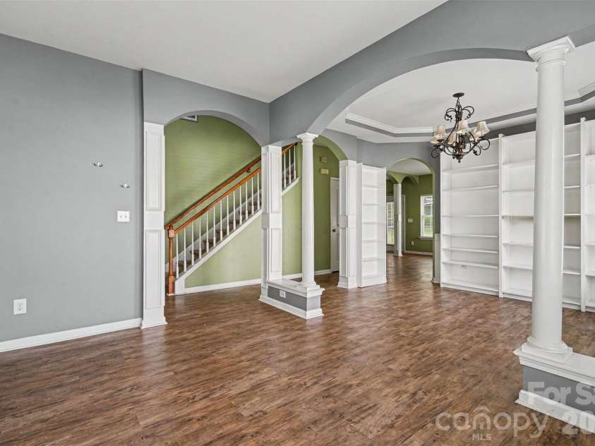697 Yvonne Drive, Concord, NC 28027.  MLS# CAR4386761, YatesRealty ID 32474. 