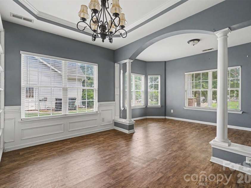 697 Yvonne Drive, Concord, NC 28027.  MLS# CAR4386761, YatesRealty ID 32474. 