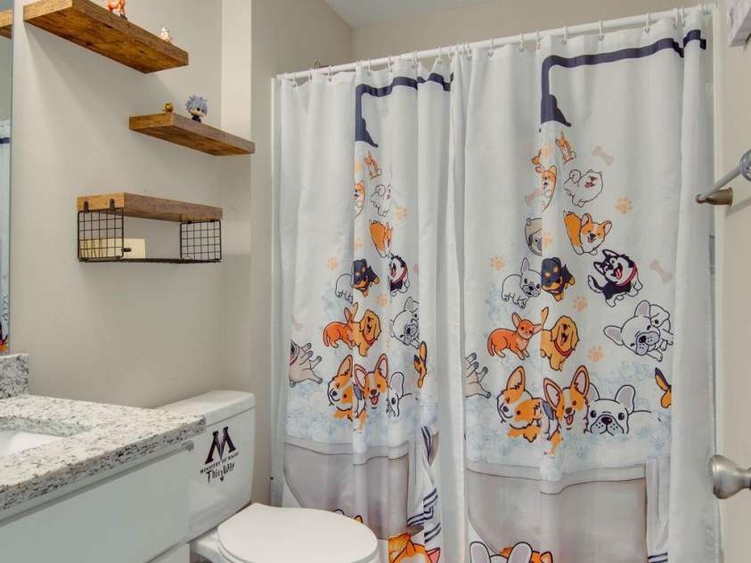 2661 Ashe Avenue, Newton, NC 28658.  MLS# CAR4292834, YatesRealty ID 32475. 