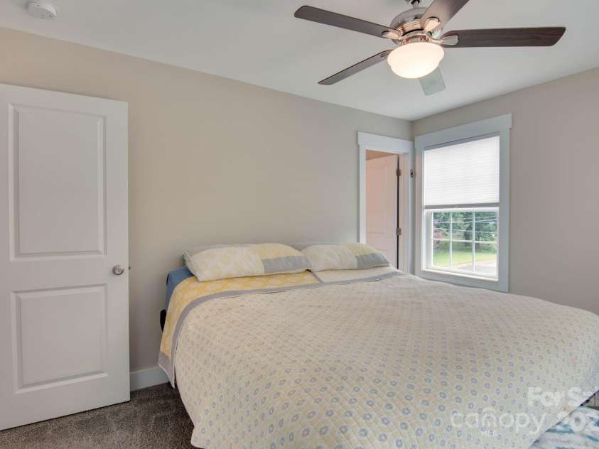 2661 Ashe Avenue, Newton, NC 28658.  MLS# CAR4292834, YatesRealty ID 32475. 