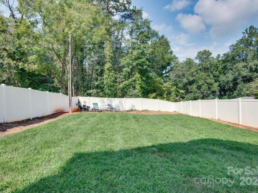 2661 Ashe Avenue, Newton, NC 28658.  MLS# CAR4292834, YatesRealty ID 32475. 