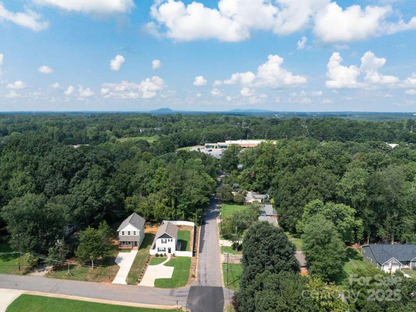 2661 Ashe Avenue, Newton, NC 28658.  MLS# CAR4292834, YatesRealty ID 32475. 