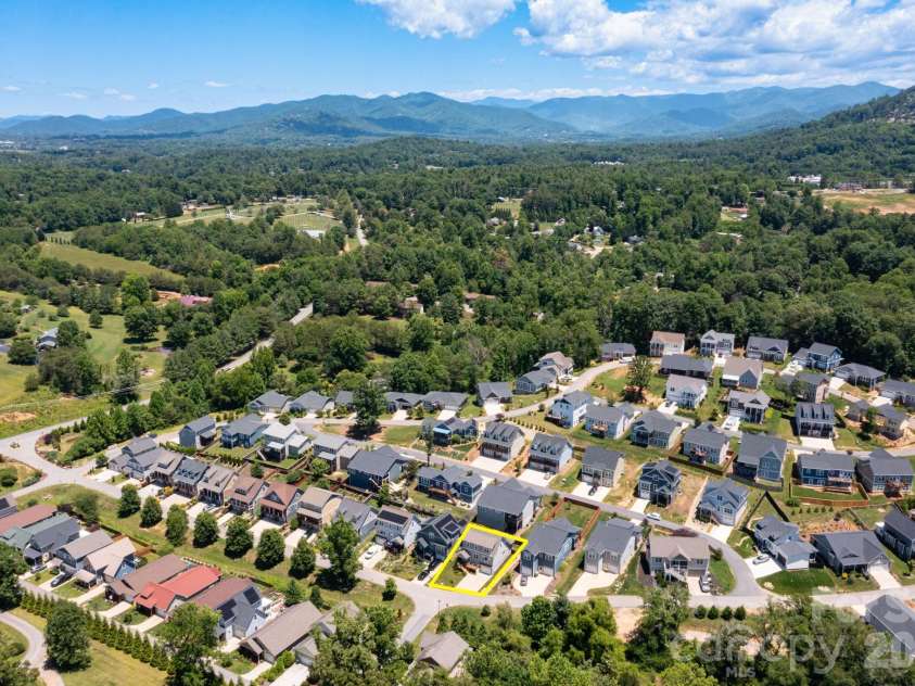 32 Greenwood Fields Drive, Asheville, NC 28804.  MLS# CAR4389638, YatesRealty ID 32475. Aerial Image