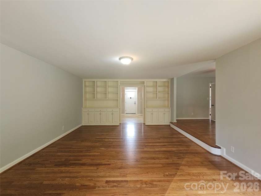 201 Country Club Circle, Shelby, NC 28150.  MLS# CAR4392220, YatesRealty ID 32476. 