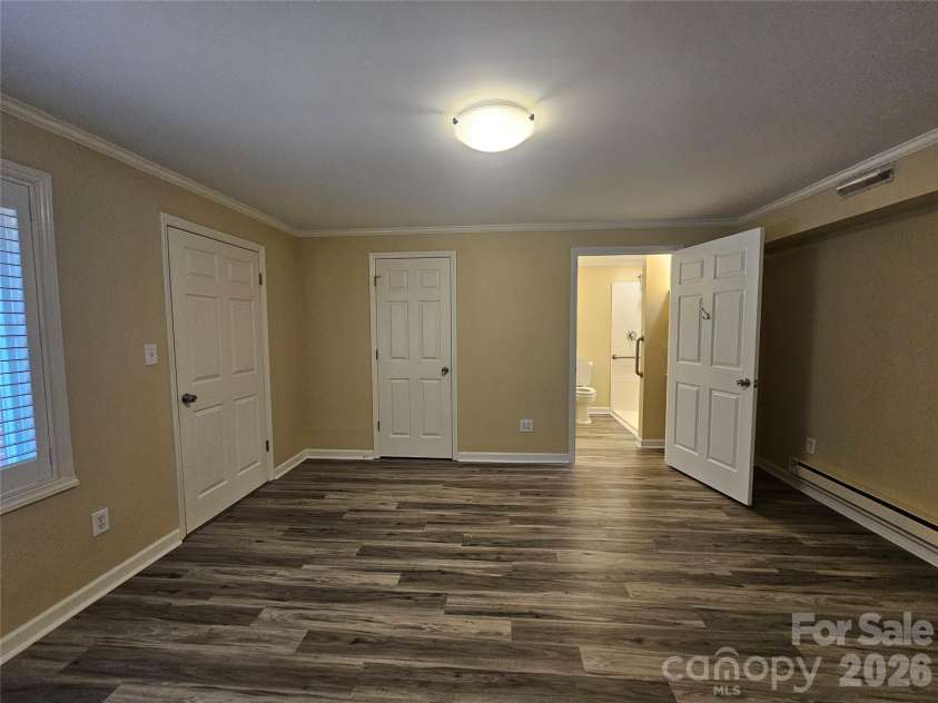 201 Country Club Circle, Shelby, NC 28150.  MLS# CAR4392220, YatesRealty ID 32476. 