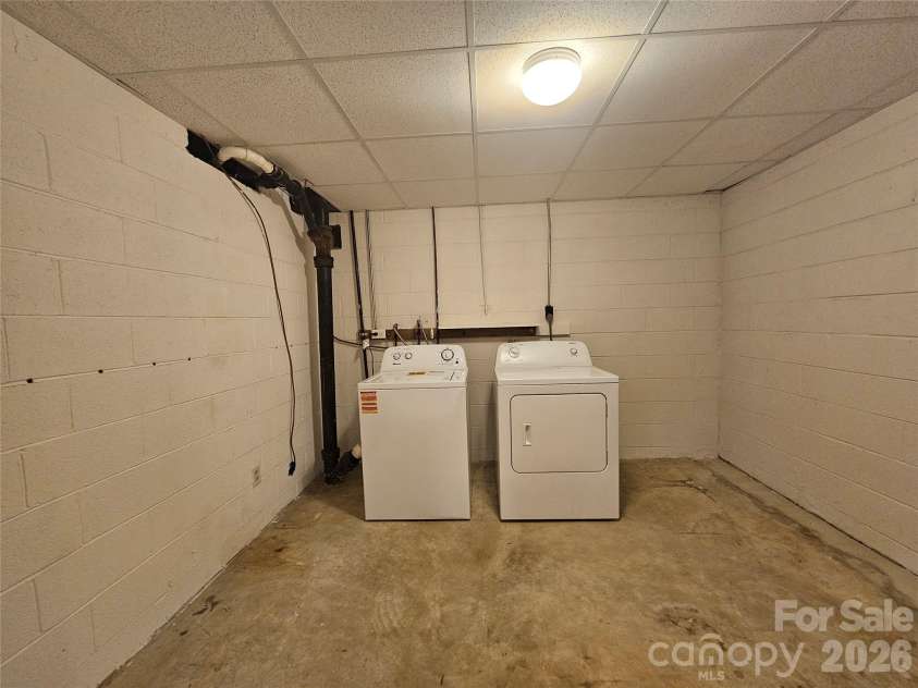 201 Country Club Circle, Shelby, NC 28150.  MLS# CAR4392220, YatesRealty ID 32476. 