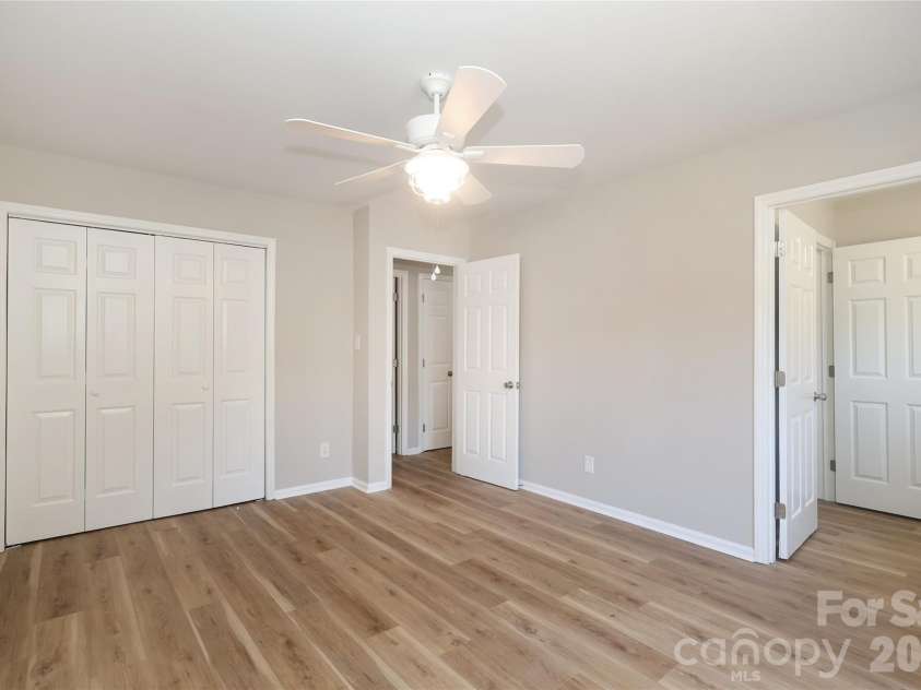 1214 Franklin Boulevard, Gastonia, NC 28054.  MLS# CAR4394025, YatesRealty ID 32477. 