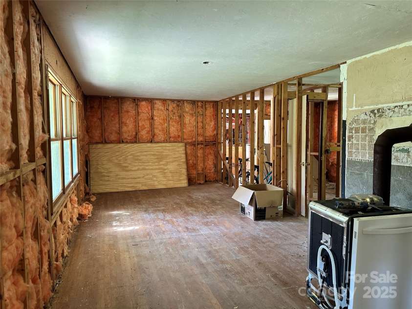 651 Lower Stecoah Road, Robbinsville, NC 28771.  MLS# CAR4293028, YatesRealty ID 32477. 2nd Home