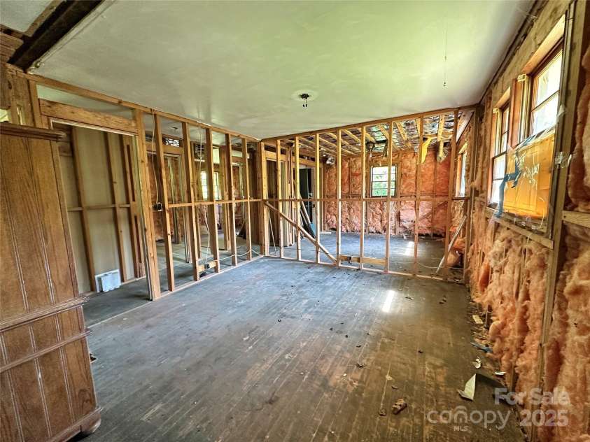 651 Lower Stecoah Road, Robbinsville, NC 28771.  MLS# CAR4293028, YatesRealty ID 32477. 2nd Home