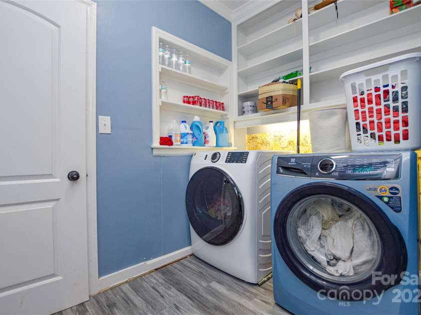 110 Mauney Circle, Gastonia, NC 28052.  MLS# CAR4292700, YatesRealty ID 32479. 