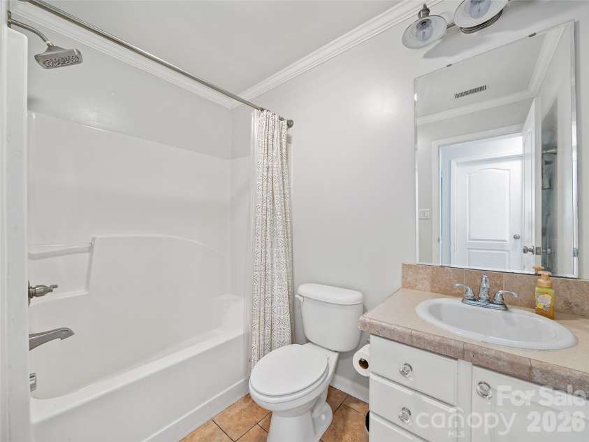 221 Creed Pittman Road, Spruce Pine, NC 28777.  MLS# CAR4337288, YatesRealty ID 3248. 
