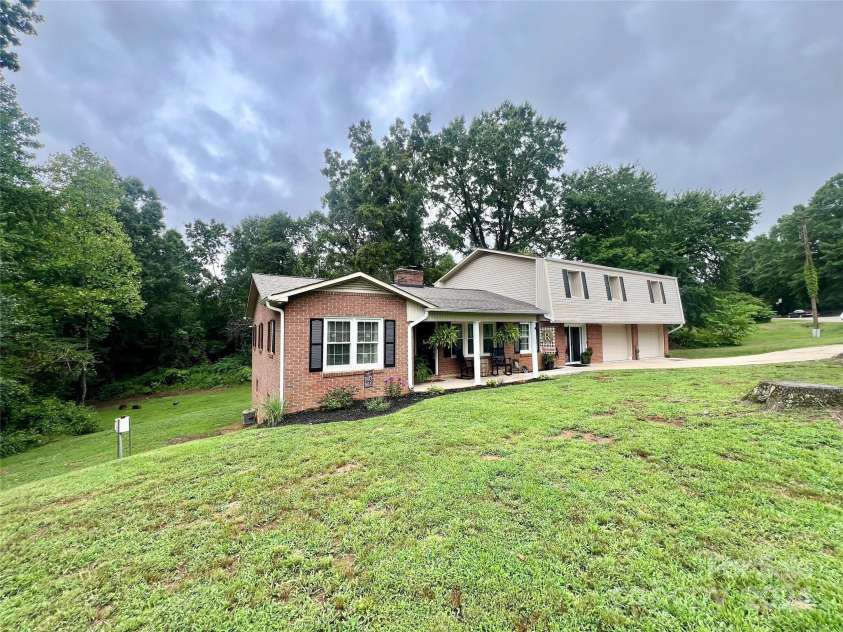 469 Radio Road, Taylorsville, NC 28681.  MLS# CAR4162803, YatesRealty ID 3248. 