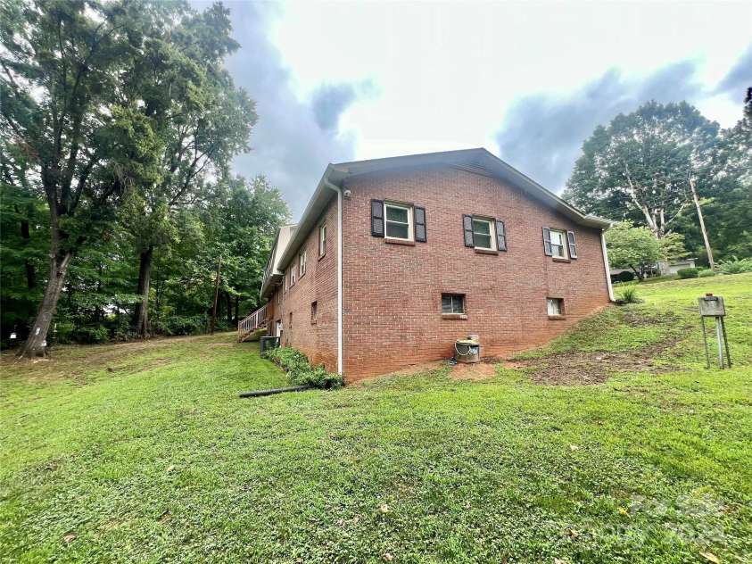 469 Radio Road, Taylorsville, NC 28681.  MLS# CAR4162803, YatesRealty ID 3248. 