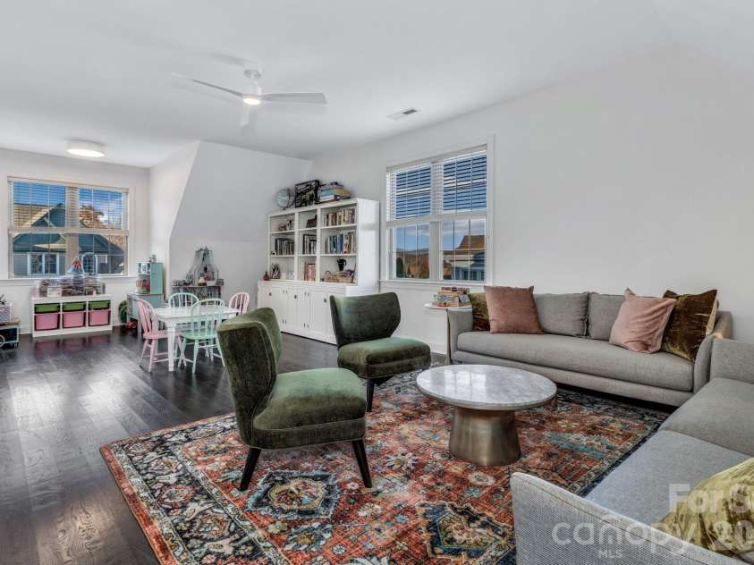 46 Stone House Road, Arden, NC 28704.  MLS# CAR4392059, YatesRealty ID 32481. Great Room