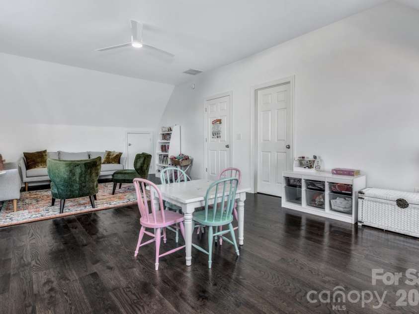 46 Stone House Road, Arden, NC 28704.  MLS# CAR4392059, YatesRealty ID 32481. Great Room