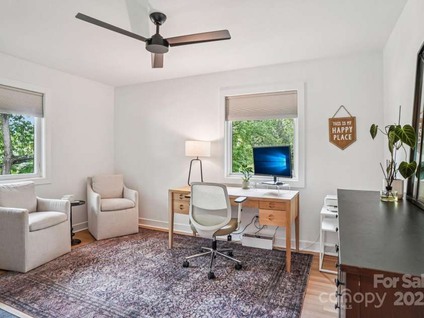 6038 Old Providence Road, Charlotte, NC 28226.  MLS# CAR4289995, YatesRealty ID 32481. 
