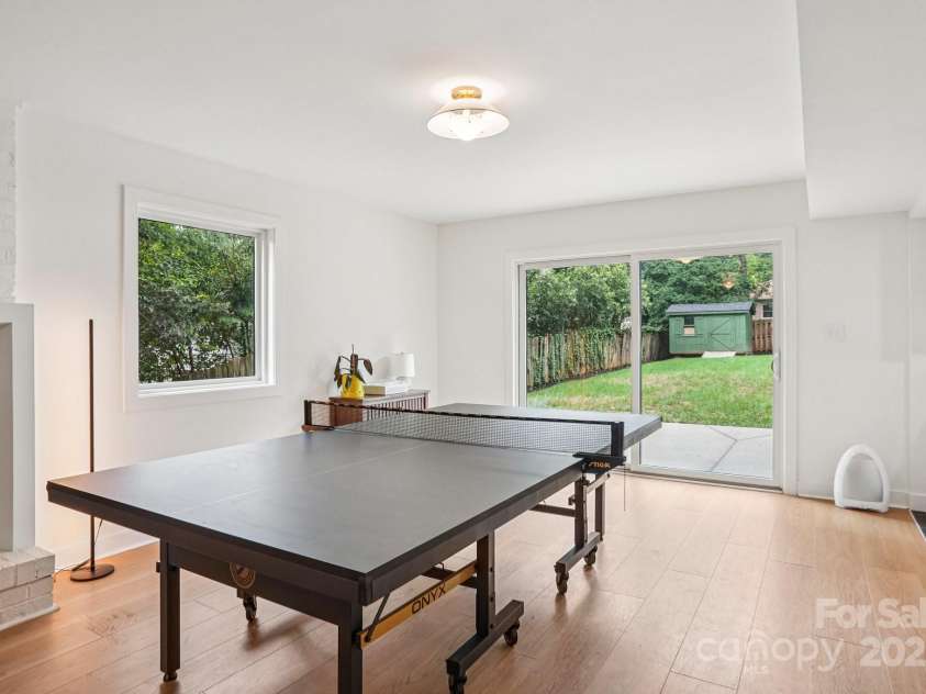 6038 Old Providence Road, Charlotte, NC 28226.  MLS# CAR4289995, YatesRealty ID 32481. 