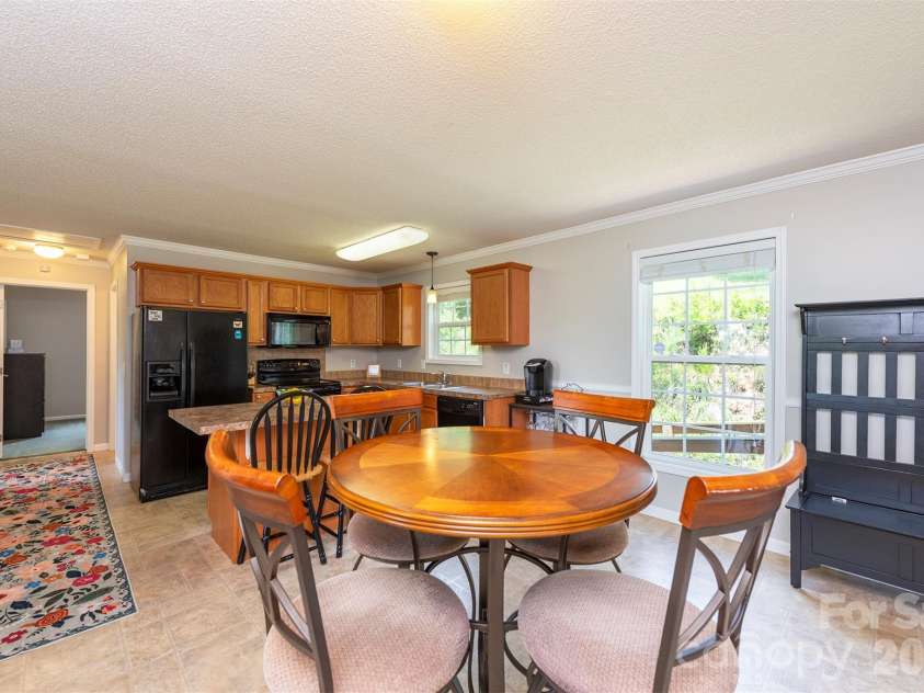 25 Inglescott Way, Alexander, NC 28701.  MLS# CAR4389101, YatesRealty ID 32482. 