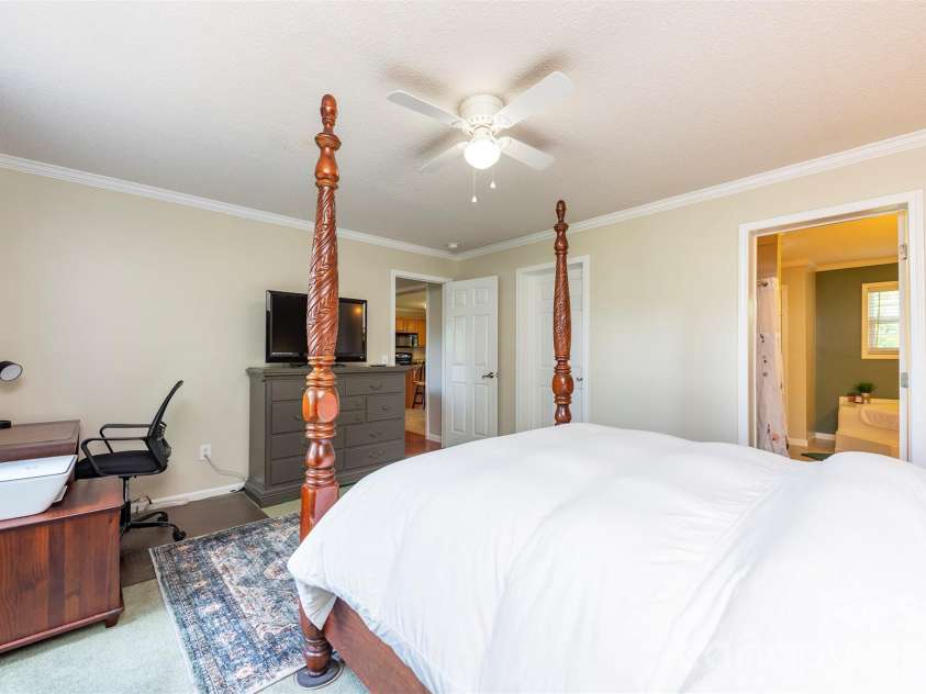 25 Inglescott Way, Alexander, NC 28701.  MLS# CAR4389101, YatesRealty ID 32482. 