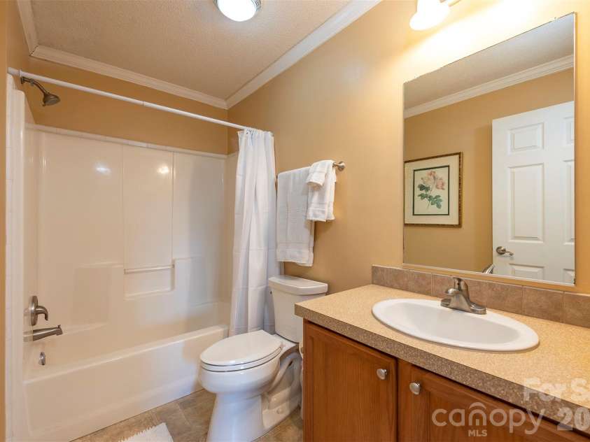 25 Inglescott Way, Alexander, NC 28701.  MLS# CAR4389101, YatesRealty ID 32482. 
