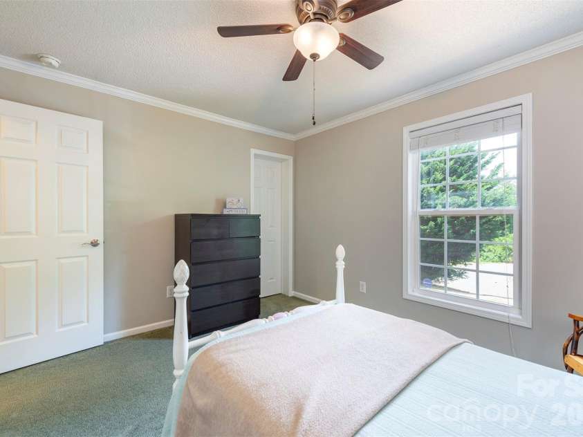 25 Inglescott Way, Alexander, NC 28701.  MLS# CAR4389101, YatesRealty ID 32482. 