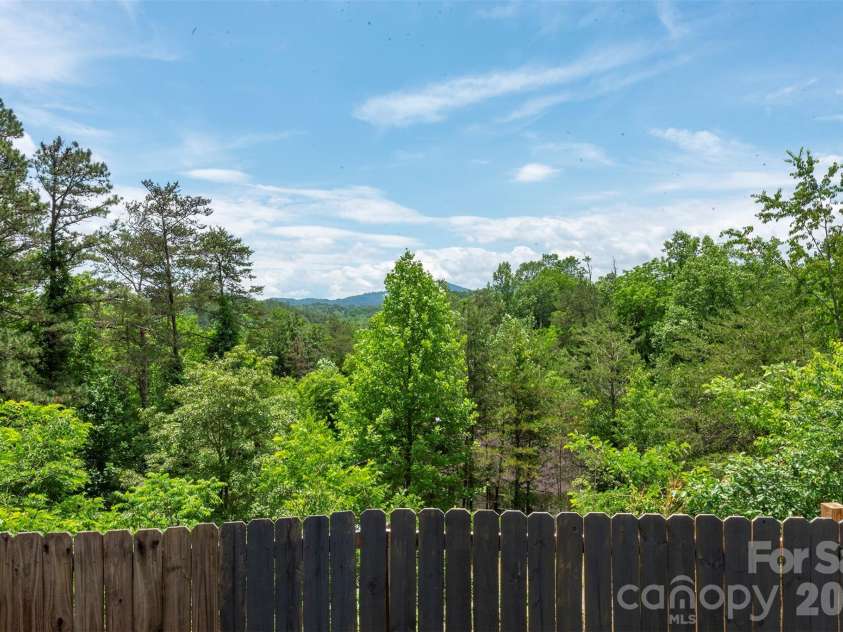 25 Inglescott Way, Alexander, NC 28701.  MLS# CAR4389101, YatesRealty ID 32482. 