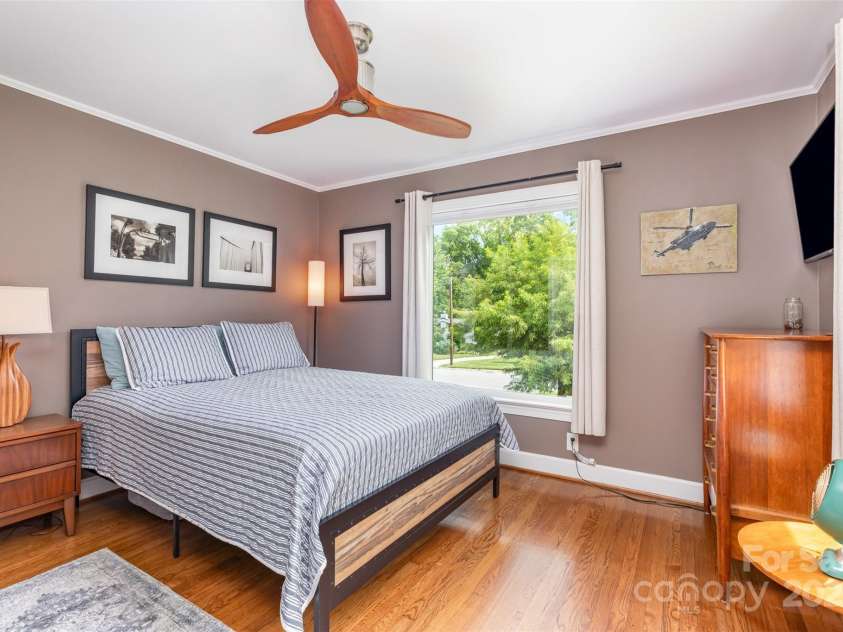 4200 Firethorne Road, Charlotte, NC 28205.  MLS# CAR4291370, YatesRealty ID 32482. 