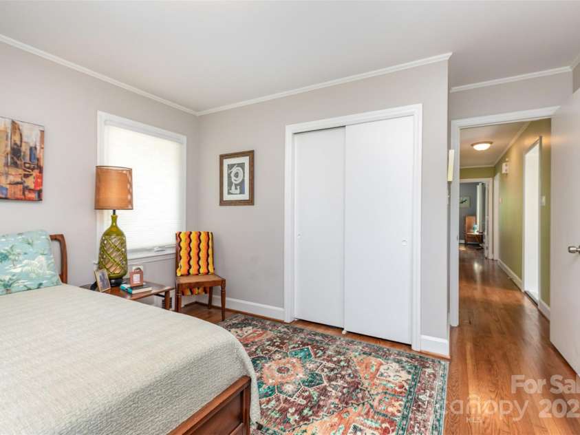 4200 Firethorne Road, Charlotte, NC 28205.  MLS# CAR4291370, YatesRealty ID 32482. 