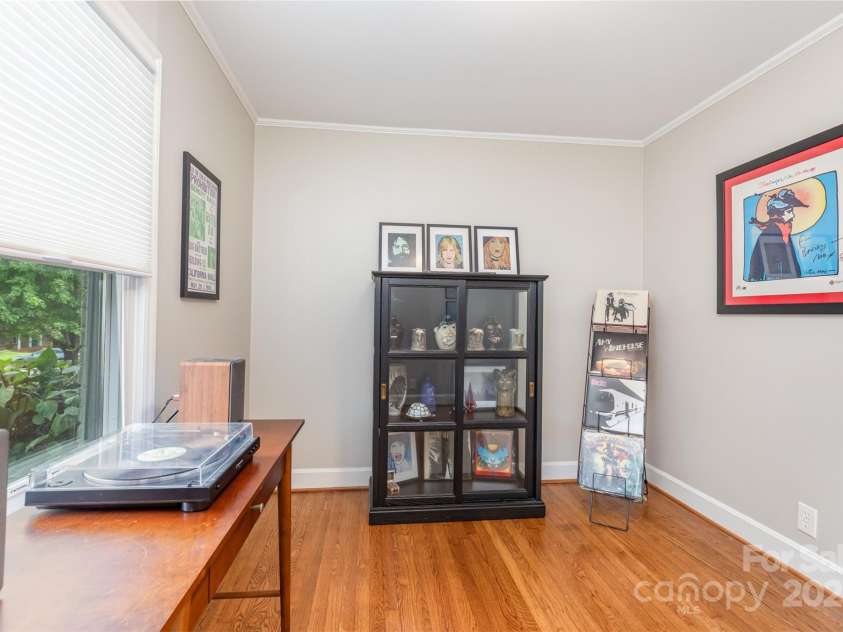 4200 Firethorne Road, Charlotte, NC 28205.  MLS# CAR4291370, YatesRealty ID 32482. 