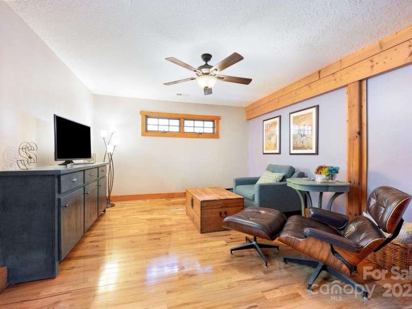 1 Buckingham Court, Asheville, NC 28803.  MLS# CAR4283545, YatesRealty ID 32483. Guest room on upper level perfect for den, home office and/or home gym